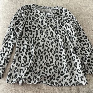 24 Jumping Beans softest tee shirt